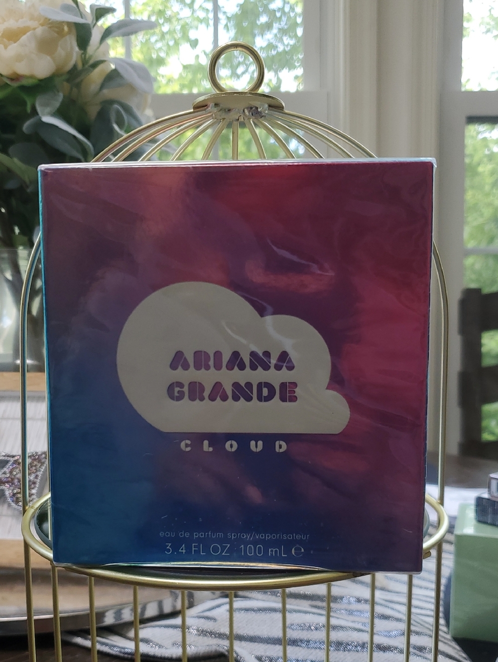 Ariana Grande Cloud Iridescent Pink & Purple Perfume Box